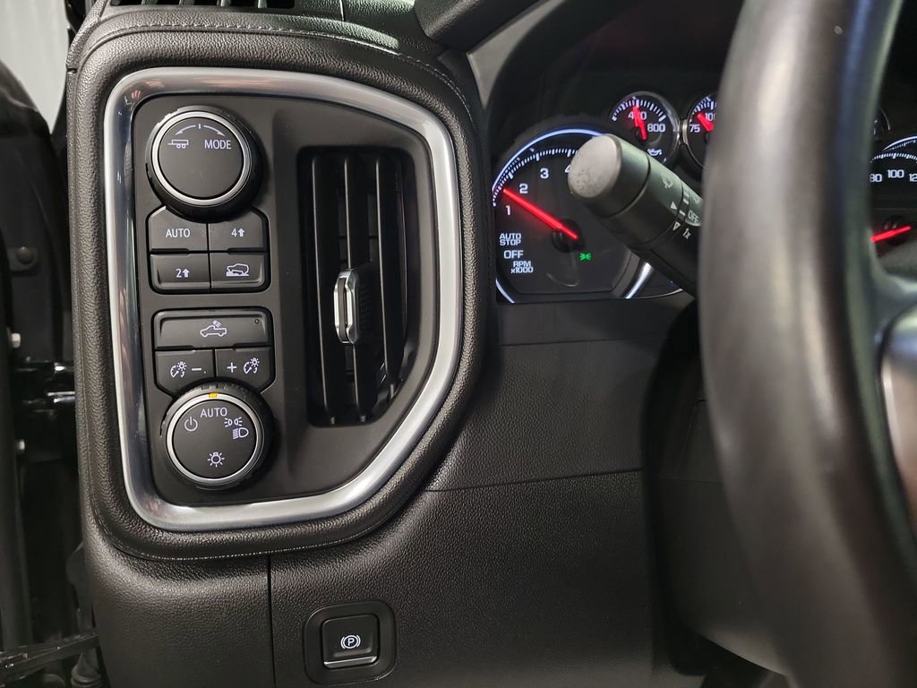 Used 2020 Chevrolet Silverado 1500 LT w/ Fleet Comfort Package image 18