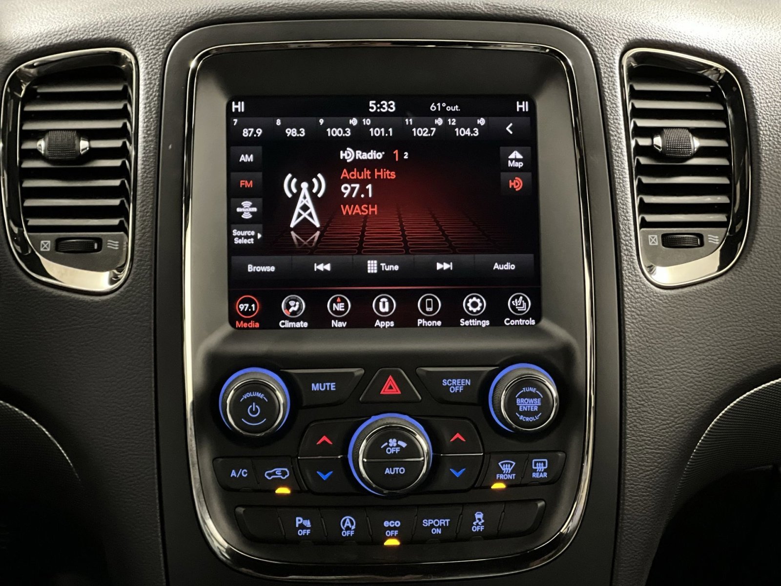 Used 2020 Dodge Durango GT image 18