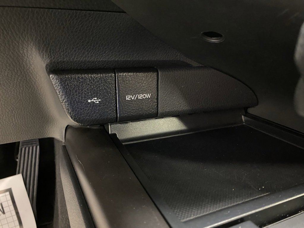 Used 2024 Toyota Camry LE image 25