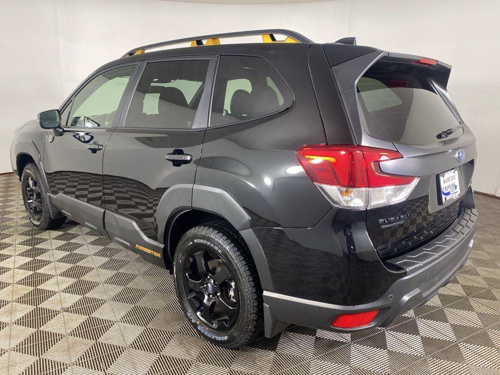 Used 2025 Subaru Forester Wilderness AWD/4WD image 9