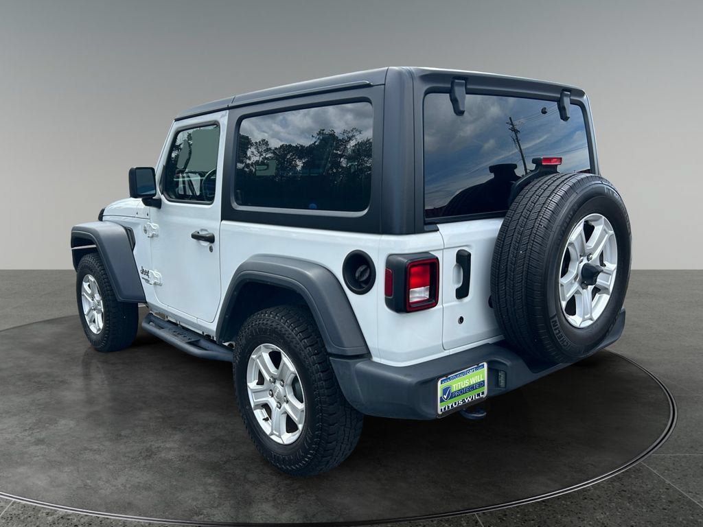 Used 2018 Jeep Wrangler Sport AWD/4WD image 7