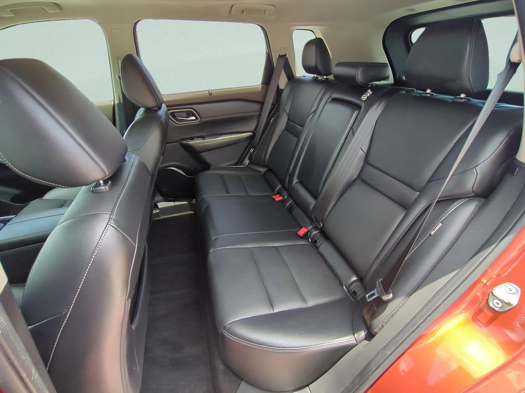 Certified 2021 Nissan Rogue SL w/ Premium Package AWD/4WD image 10