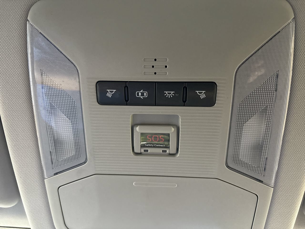 Certified 2019 Toyota RAV4 LE AWD/4WD image 16