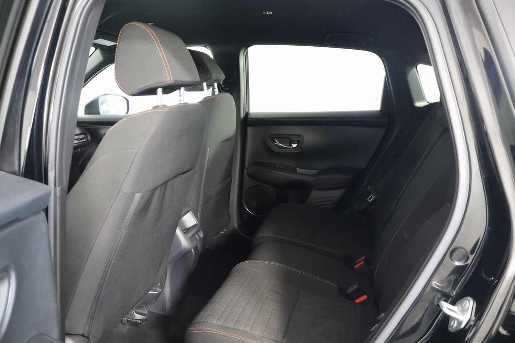 Used 2024 Honda HR-V Sport image 11