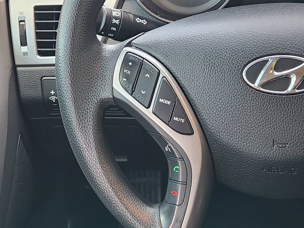 Used 2016 Hyundai Elantra GT FWD image 28
