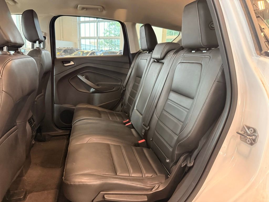 Used 2019 Ford Escape SEL AWD/4WD image 10