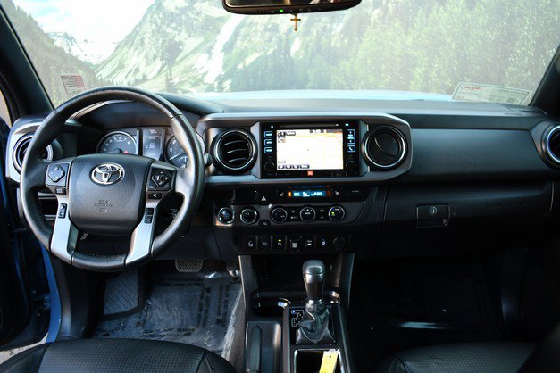 Certified 2019 Toyota Tacoma TRD Off-Road image 18