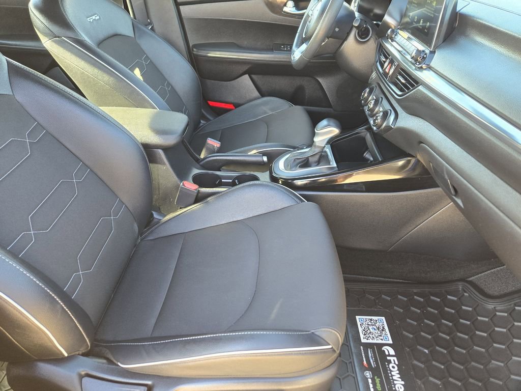 Used 2021 Kia Forte GT-Line w/ GT-Line Premium Package image 15