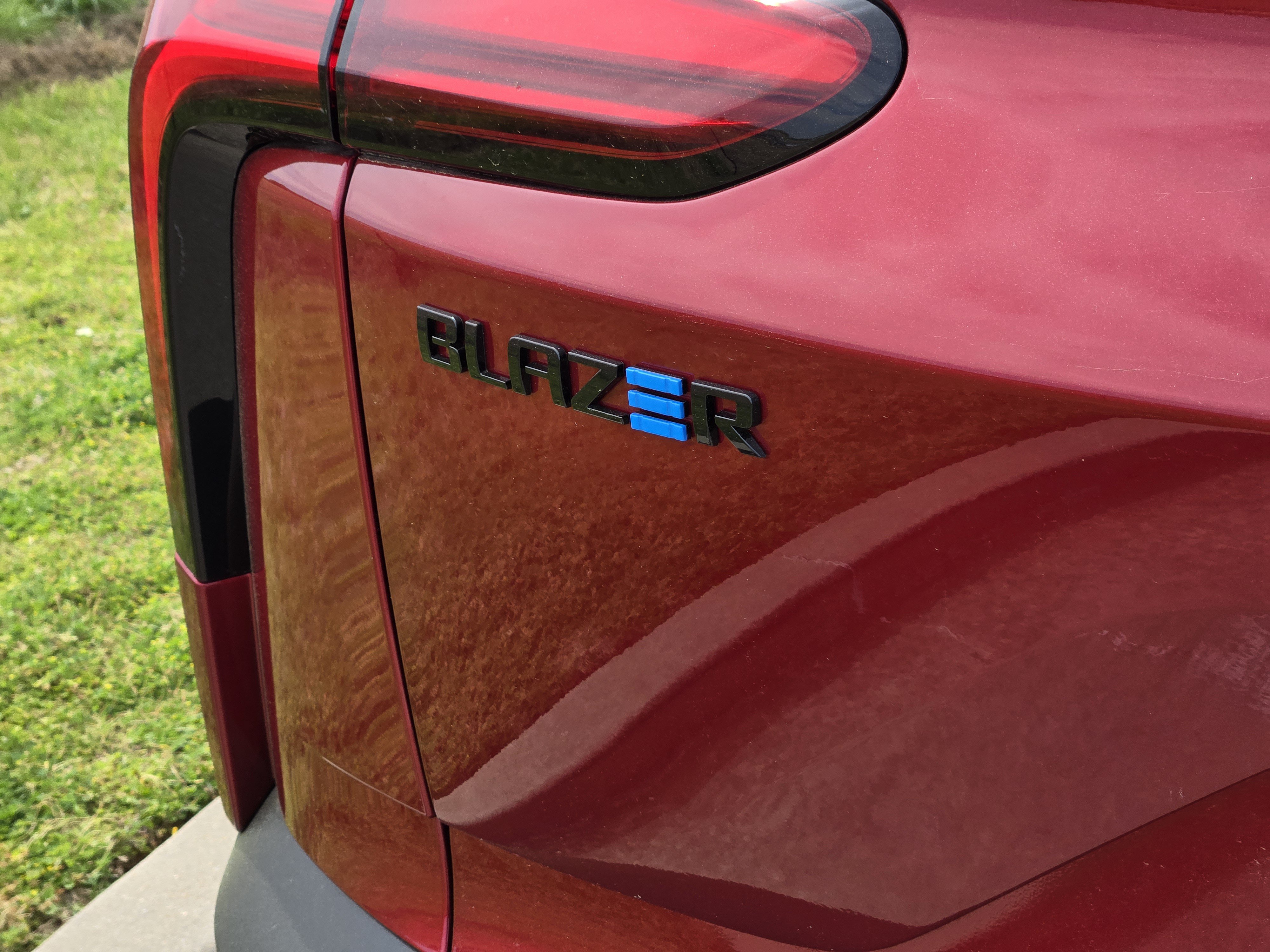 New 2026 Chevrolet Blazer EV LT w/ Super Cruise Package AWD/4WD image 5
