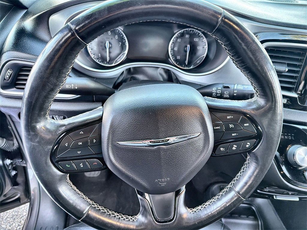 Used 2020 Chrysler Pacifica Touring-L Plus w/ Advanced Safetytec Group image 11