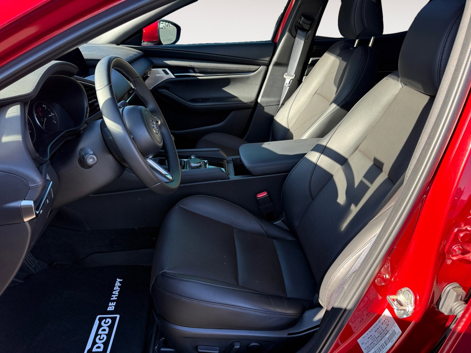 Used 2024 MAZDA MAZDA3 s image 10