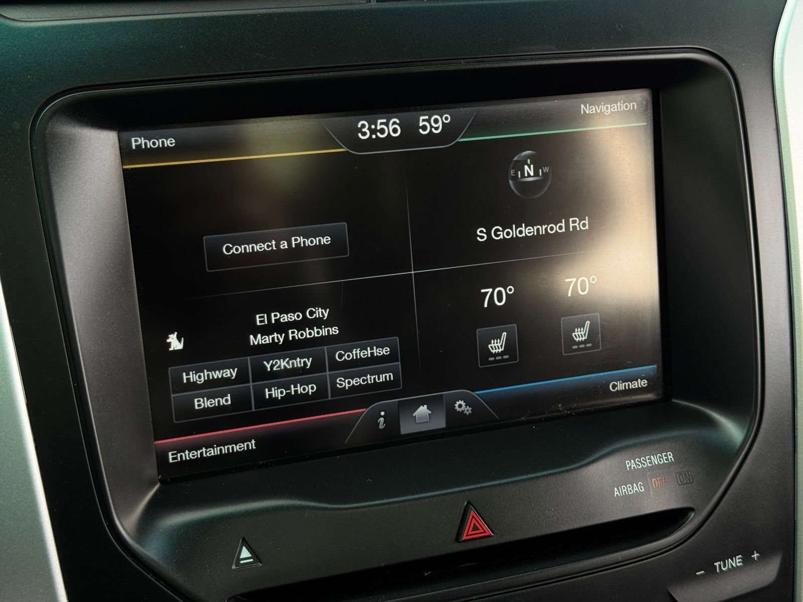 Used 2015 Ford Explorer XLT w/ Equipment Group 202A image 21