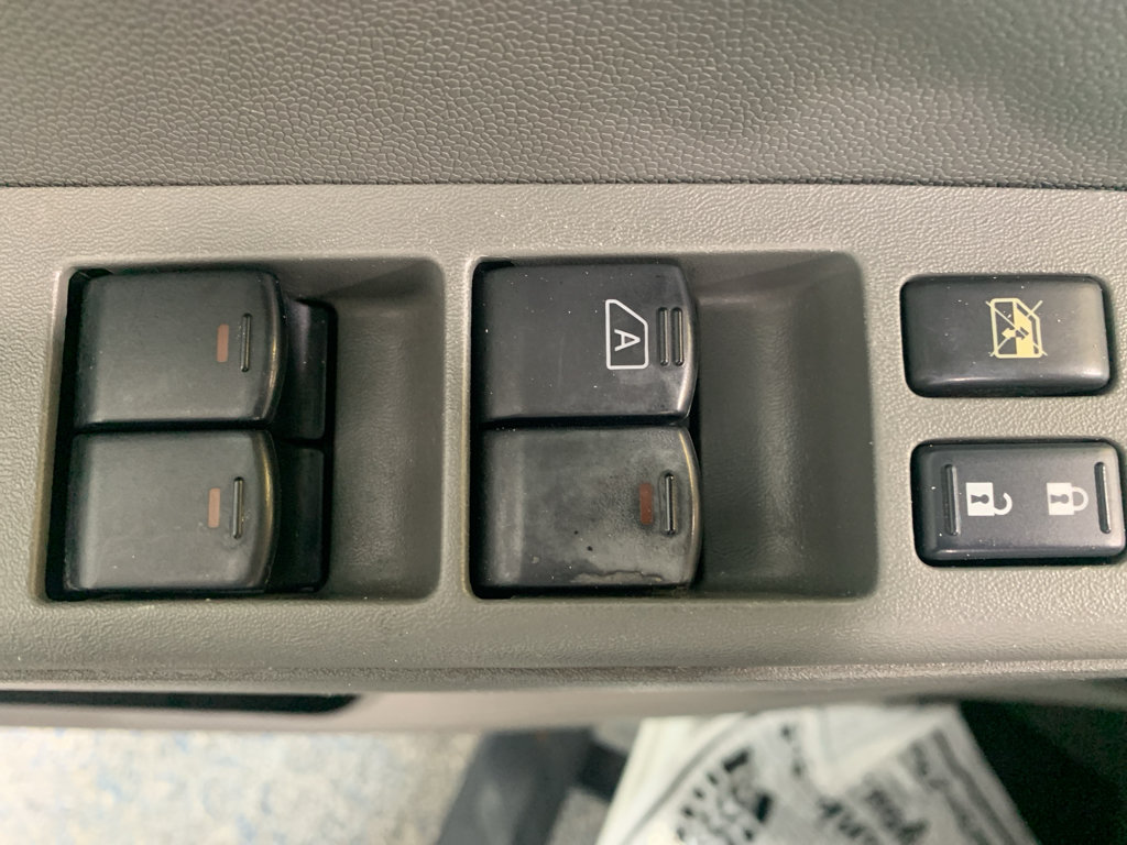 Used 2020 Nissan Frontier SV w/ Midnight Edition Floor Mats RWD image 24