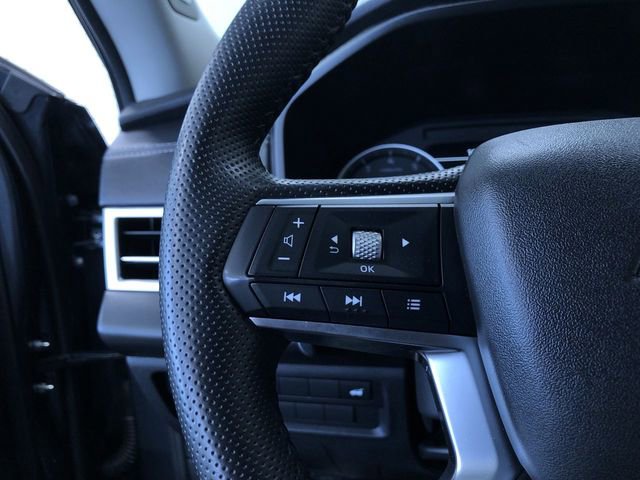Used 2025 Mitsubishi Outlander SE AWD/4WD image 25