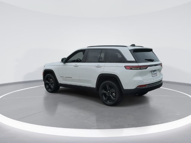 New 2026 Jeep Grand Cherokee Limited w/ Limited Altitude Package RWD image 6