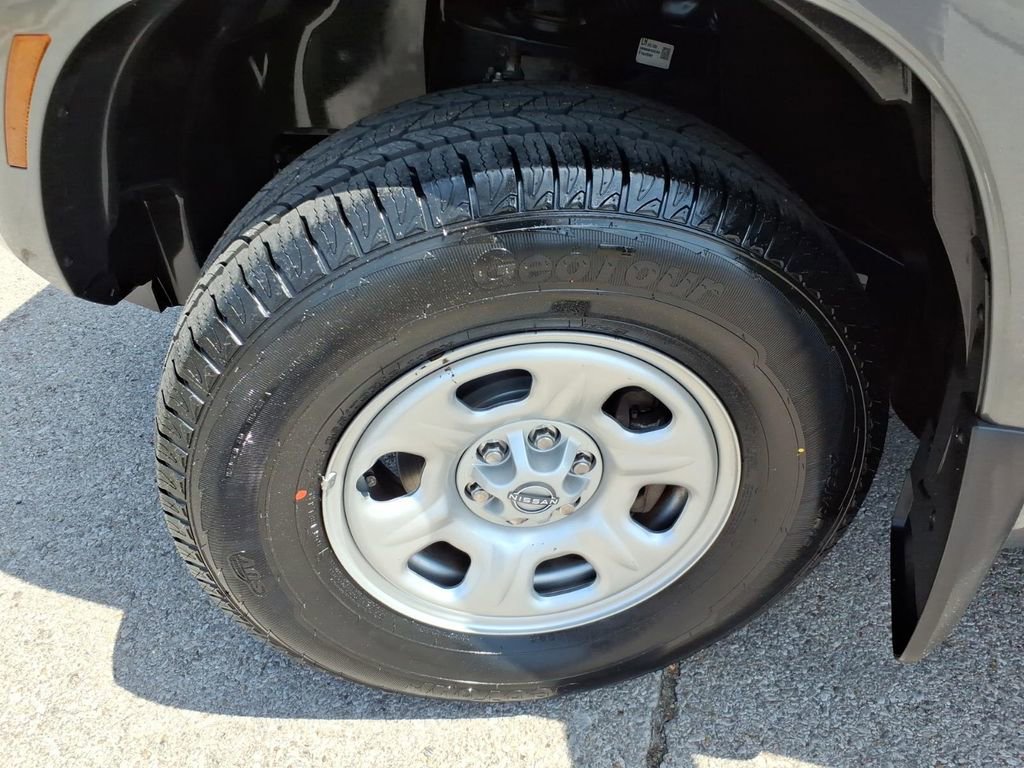 Certified 2023 Nissan Frontier S AWD/4WD image 3