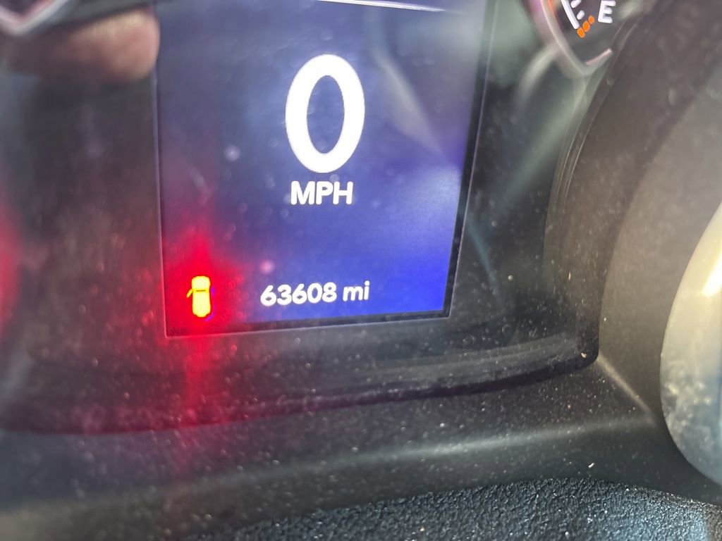 Used 2018 Jeep Wrangler Unlimited Sport image 4