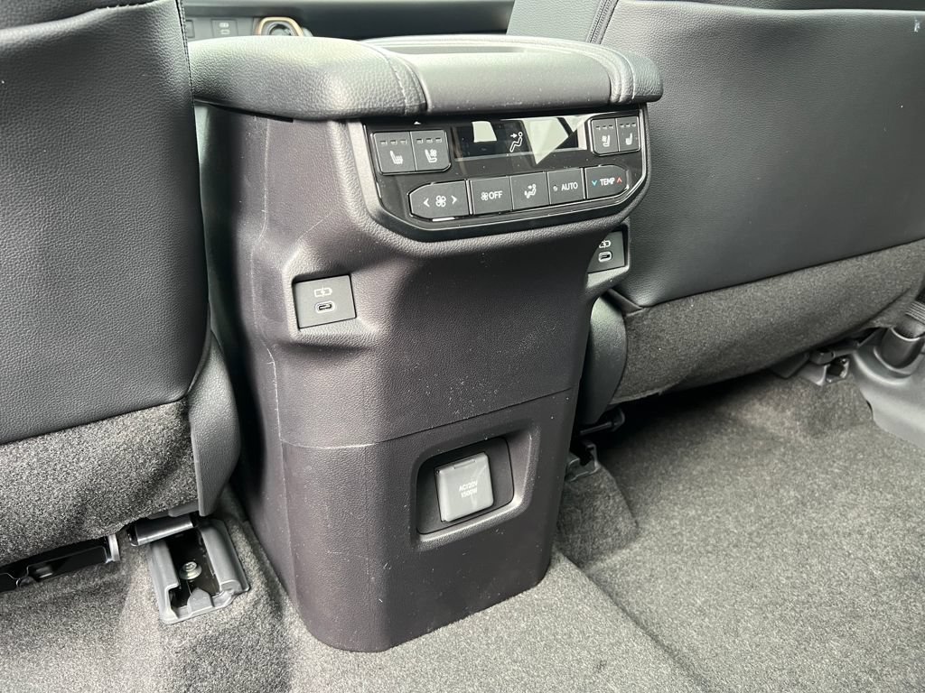 New 2026 Toyota Grand Highlander AWD Hybrid image 18