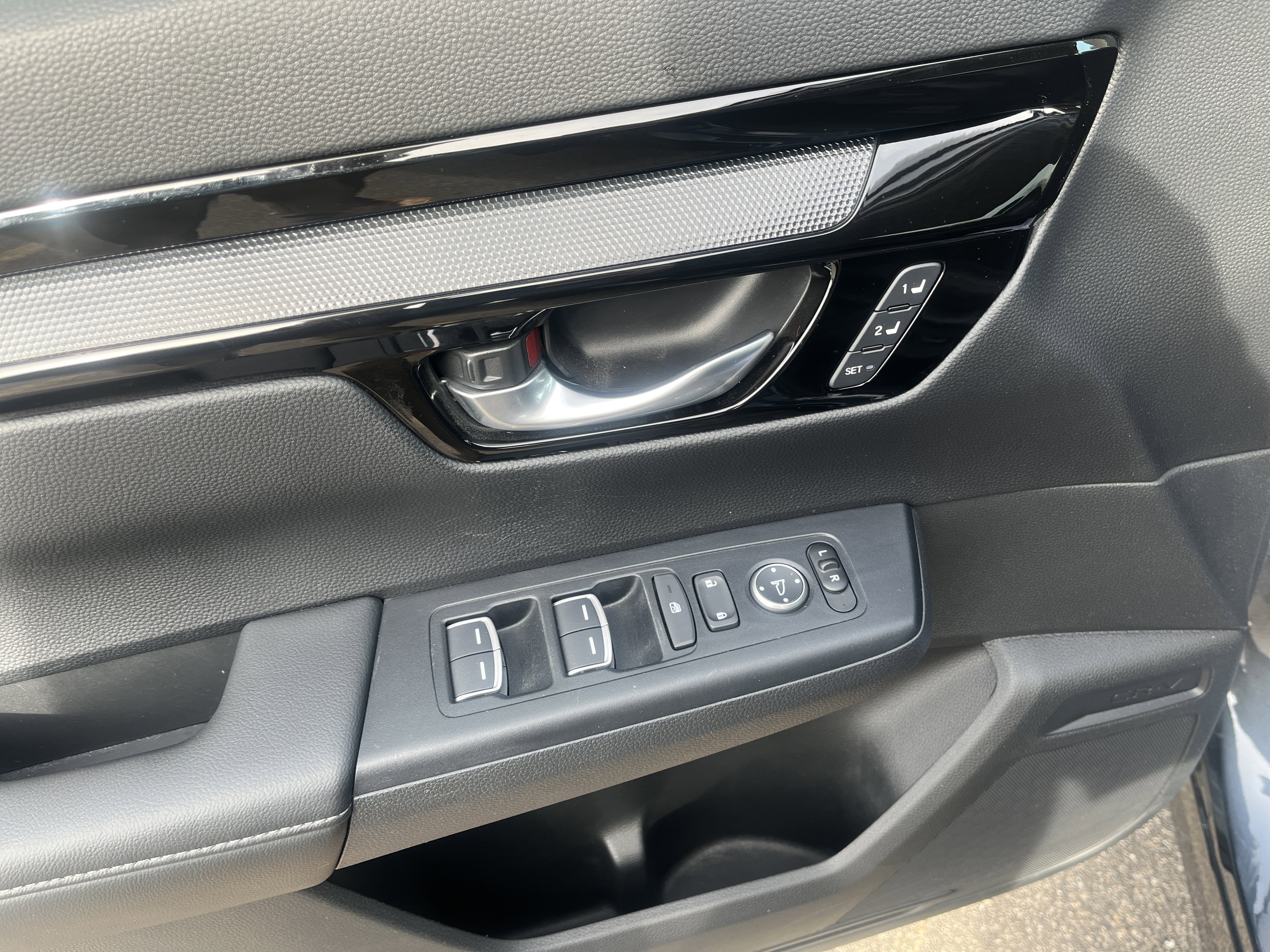 Used 2024 Honda CR-V EX-L image 11