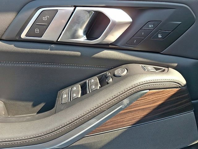 Used 2026 BMW X5 xDrive40i image 9