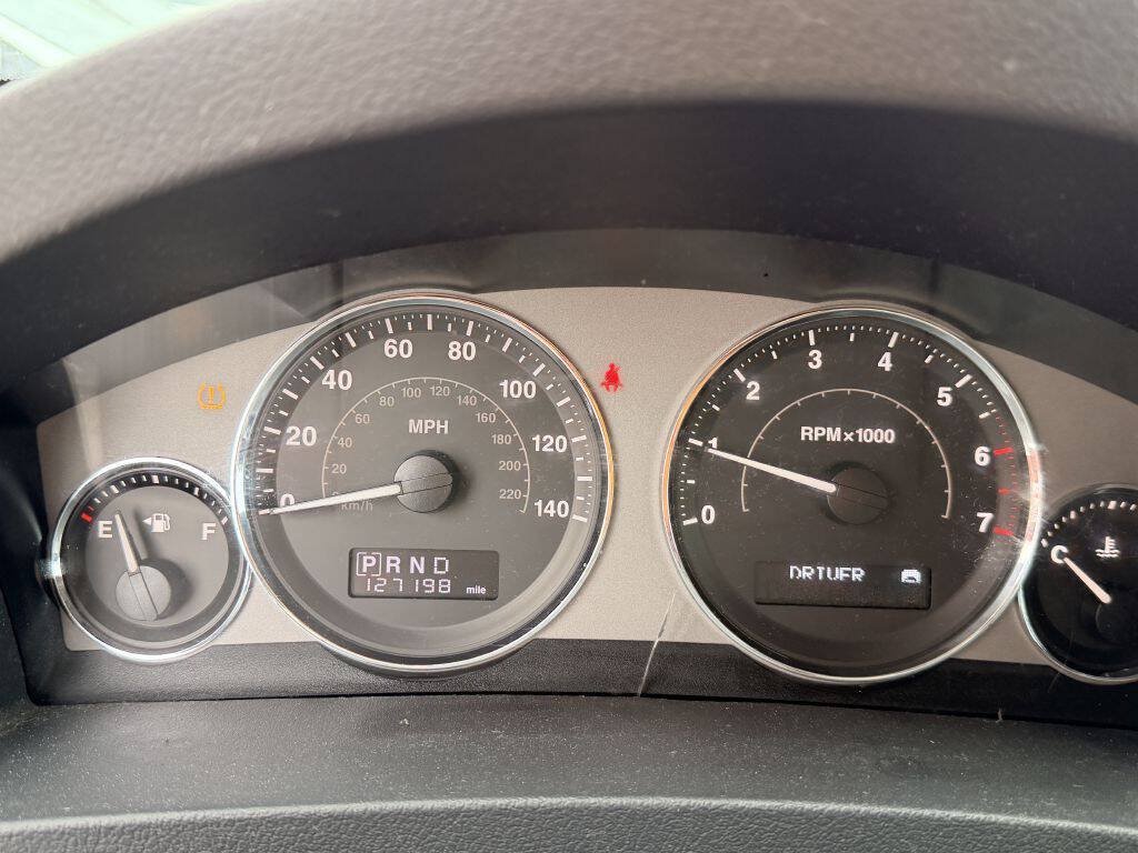 Used 2008 Jeep Grand Cherokee Overland AWD/4WD image 18