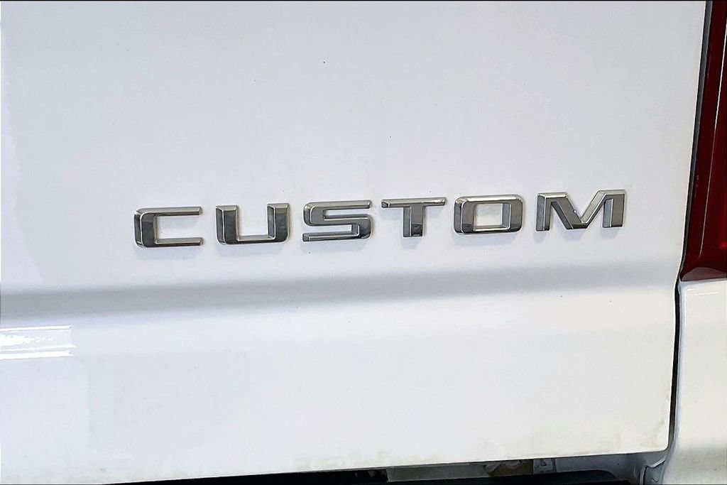 Used 2024 Chevrolet Silverado 2500 Custom w/ Custom Value Package AWD/4WD image 43