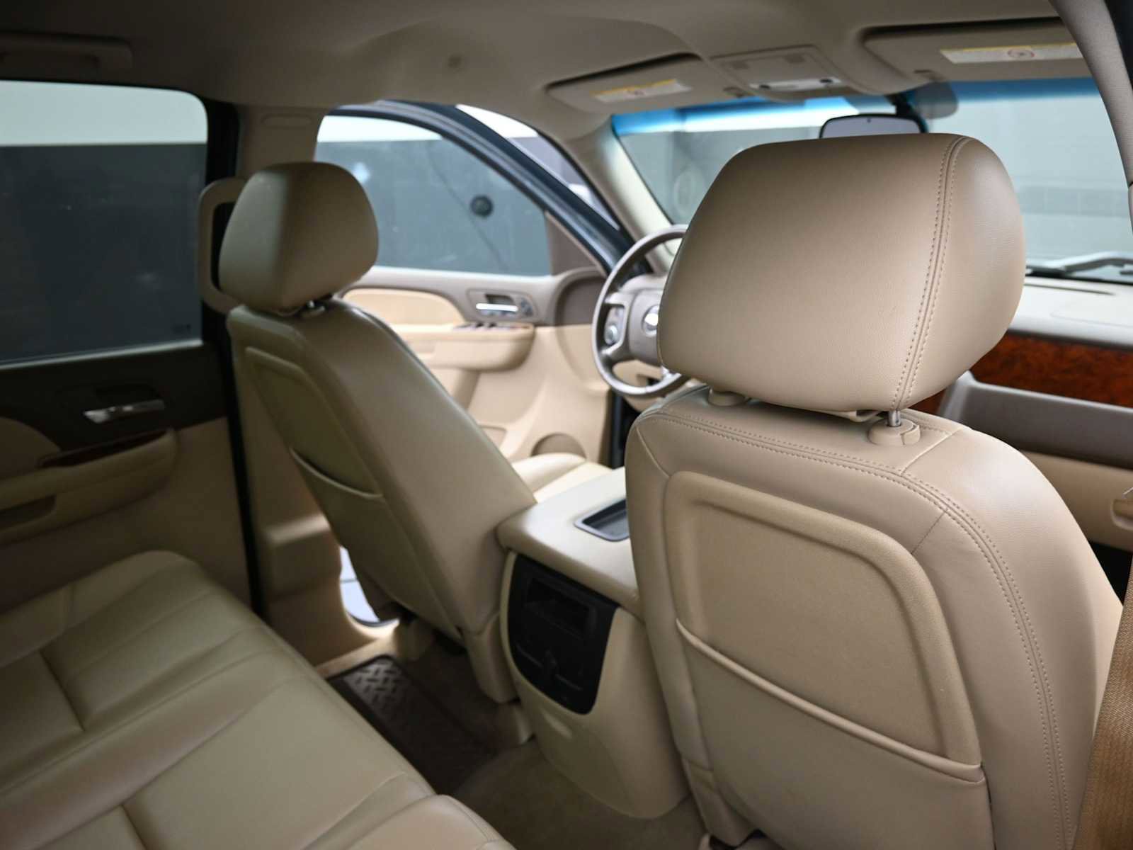 Used 2012 Chevrolet Silverado 3500 LTZ image 25