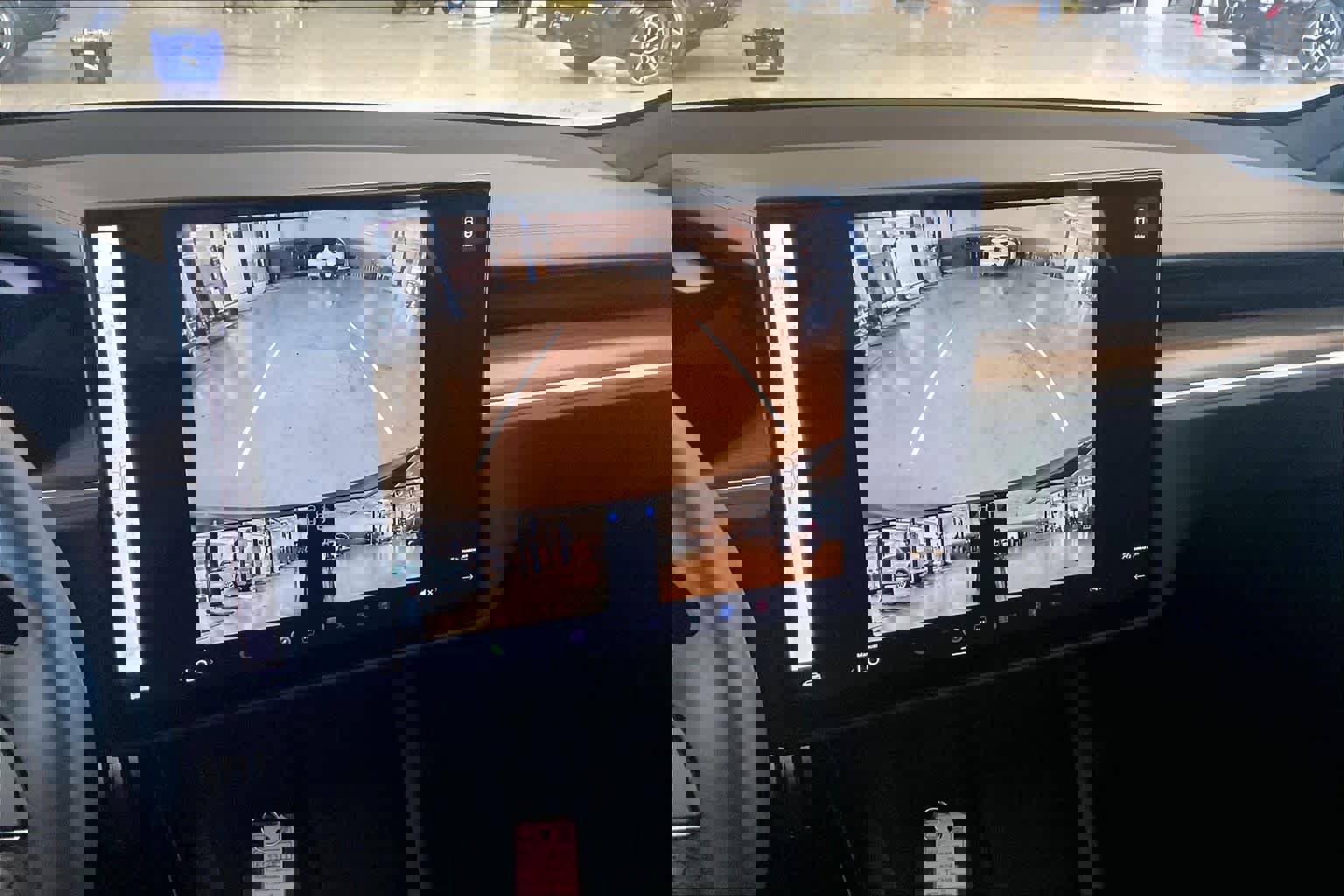 Used 2024 Tesla Model S image 25