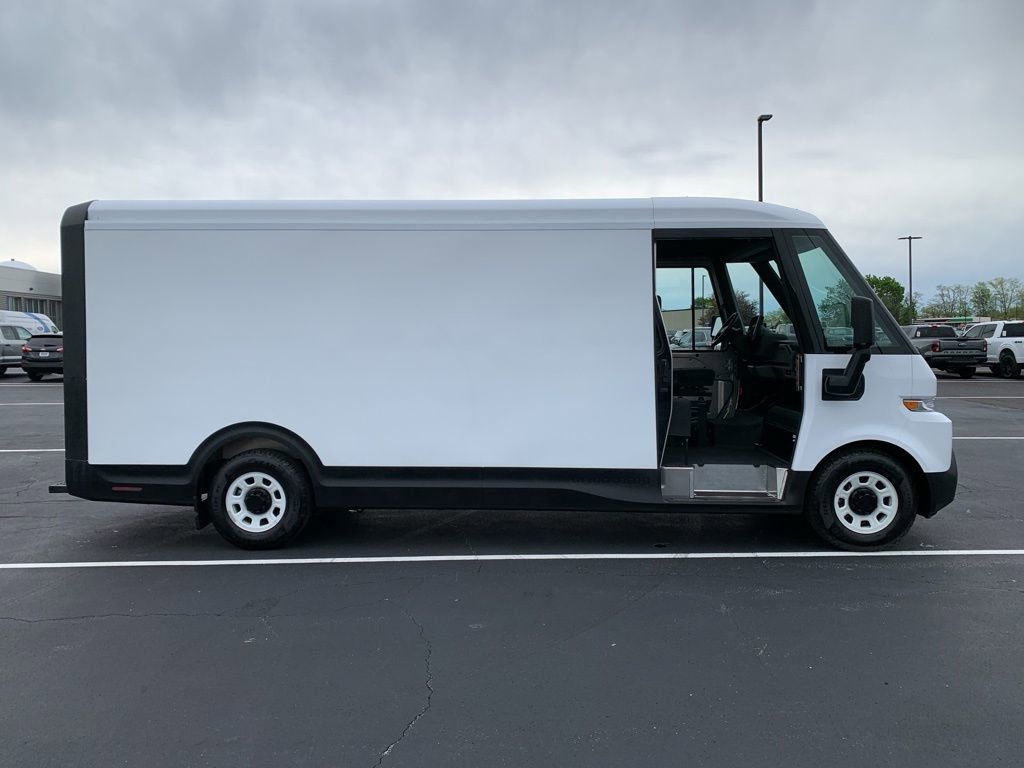 Used 2024 Chevrolet Brightdrop 600 w/ Commercial Equipment Package AWD/4WD image 7