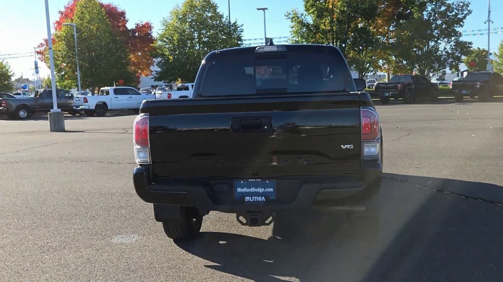 Used 2021 Toyota Tacoma TRD Sport AWD/4WD image 7