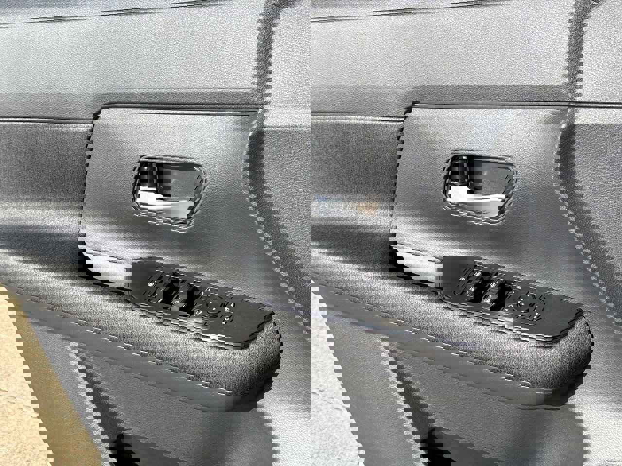 New 2026 Nissan Kicks SV image 16