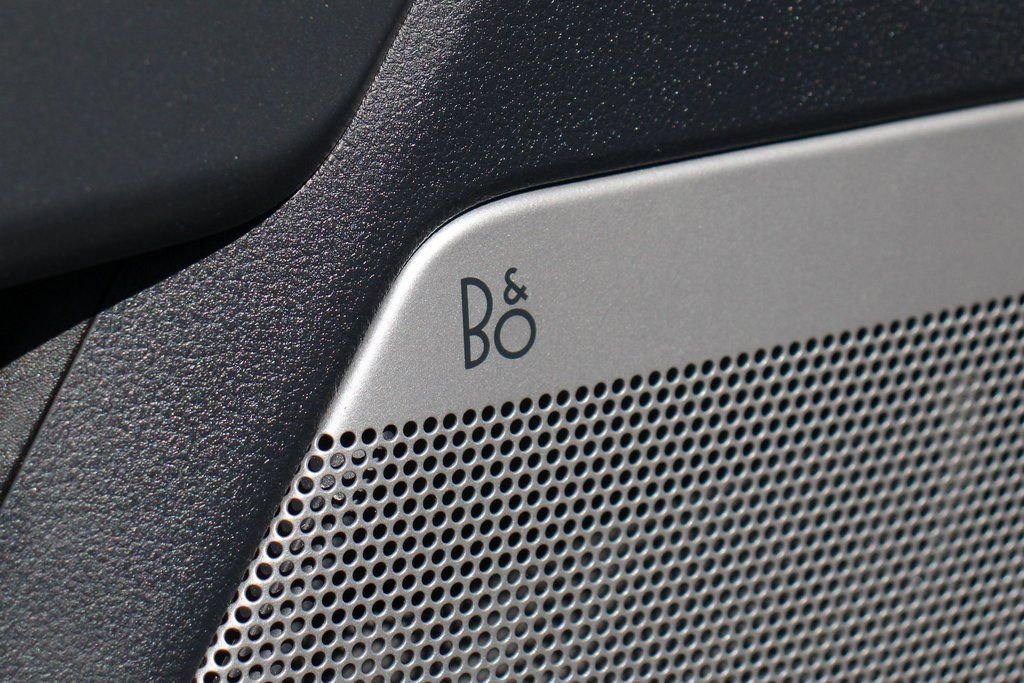 Used 2023 Ford F250 Lariat w/ Black Appearance Package image 18