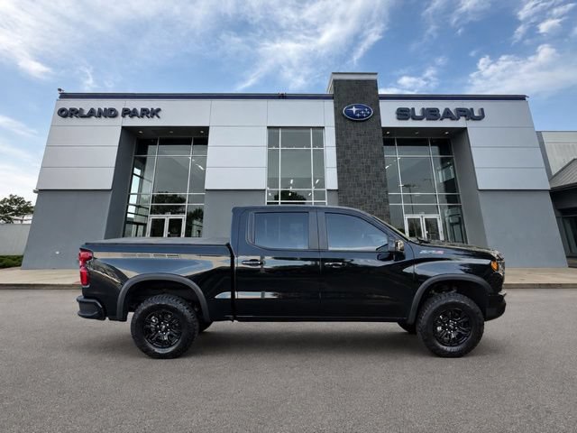 Used 2023 Chevrolet Silverado 1500 ZR2 w/ Technology Package AWD/4WD image 4