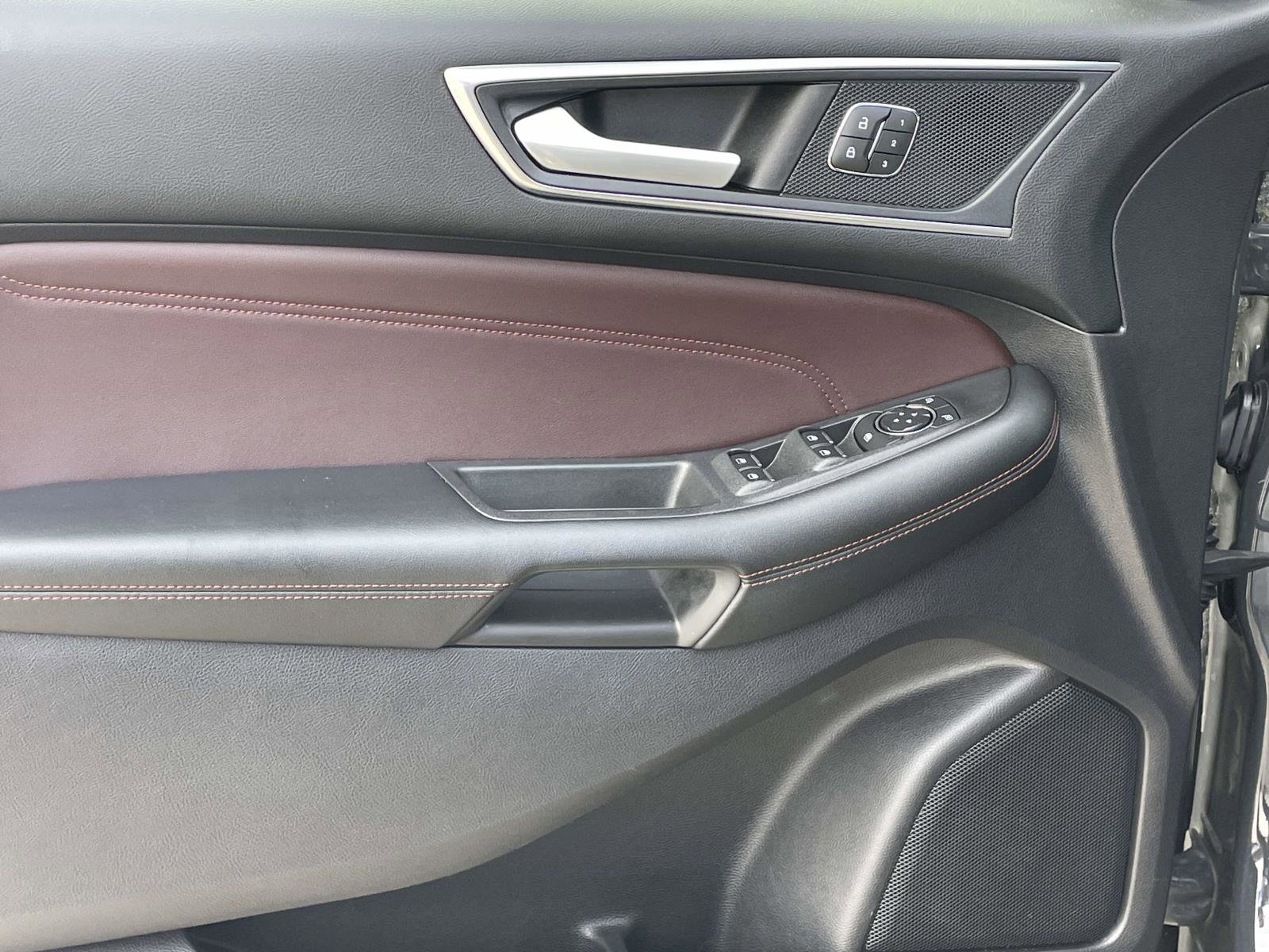 Used 2021 Ford Edge Titanium w/ Equipment Group 301A image 12