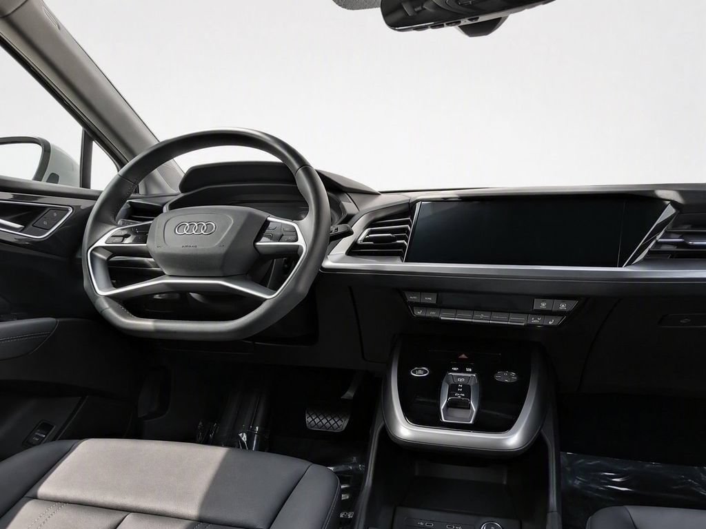 Used 2024 Audi Q4 e-tron Premium Plus w/ Premium Plus AWD/4WD image 30