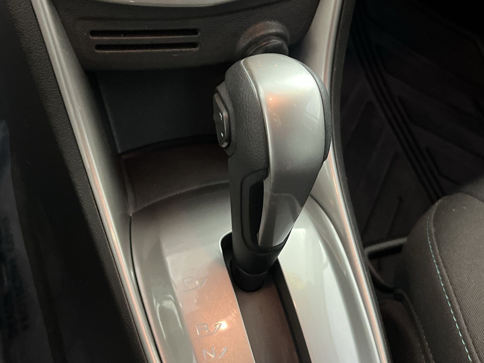Used 2015 Chevrolet Trax LT FWD image 23