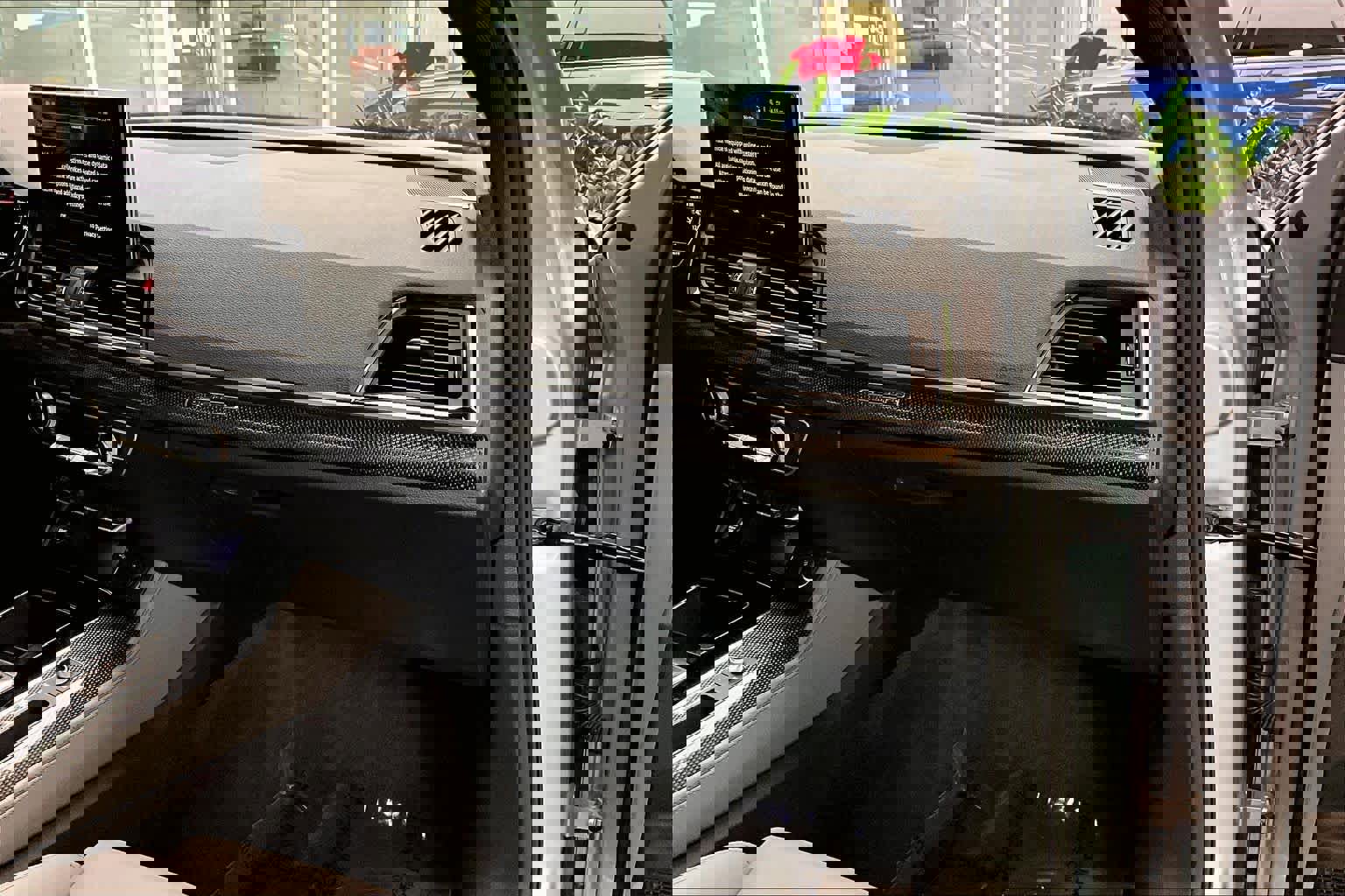 Certified 2025 Audi SQ5 Premium Plus w/ Premium Plus Package image 17