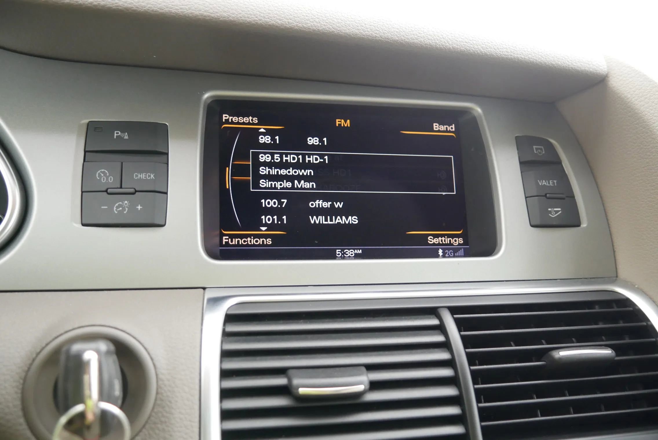 Used 2015 Audi Q7 3.0T Premium Plus w/ Premium Plus Package image 33