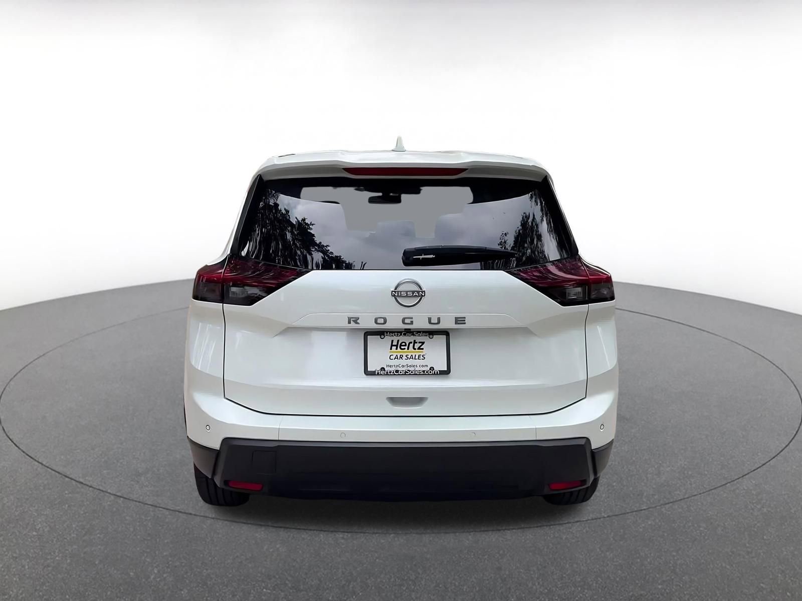 Used 2025 Nissan Rogue SV FWD image 12