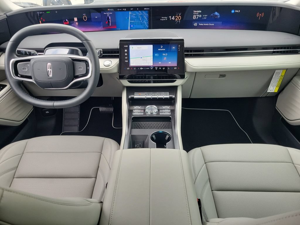 New 2026 Lincoln Nautilus Premier AWD/4WD image 11