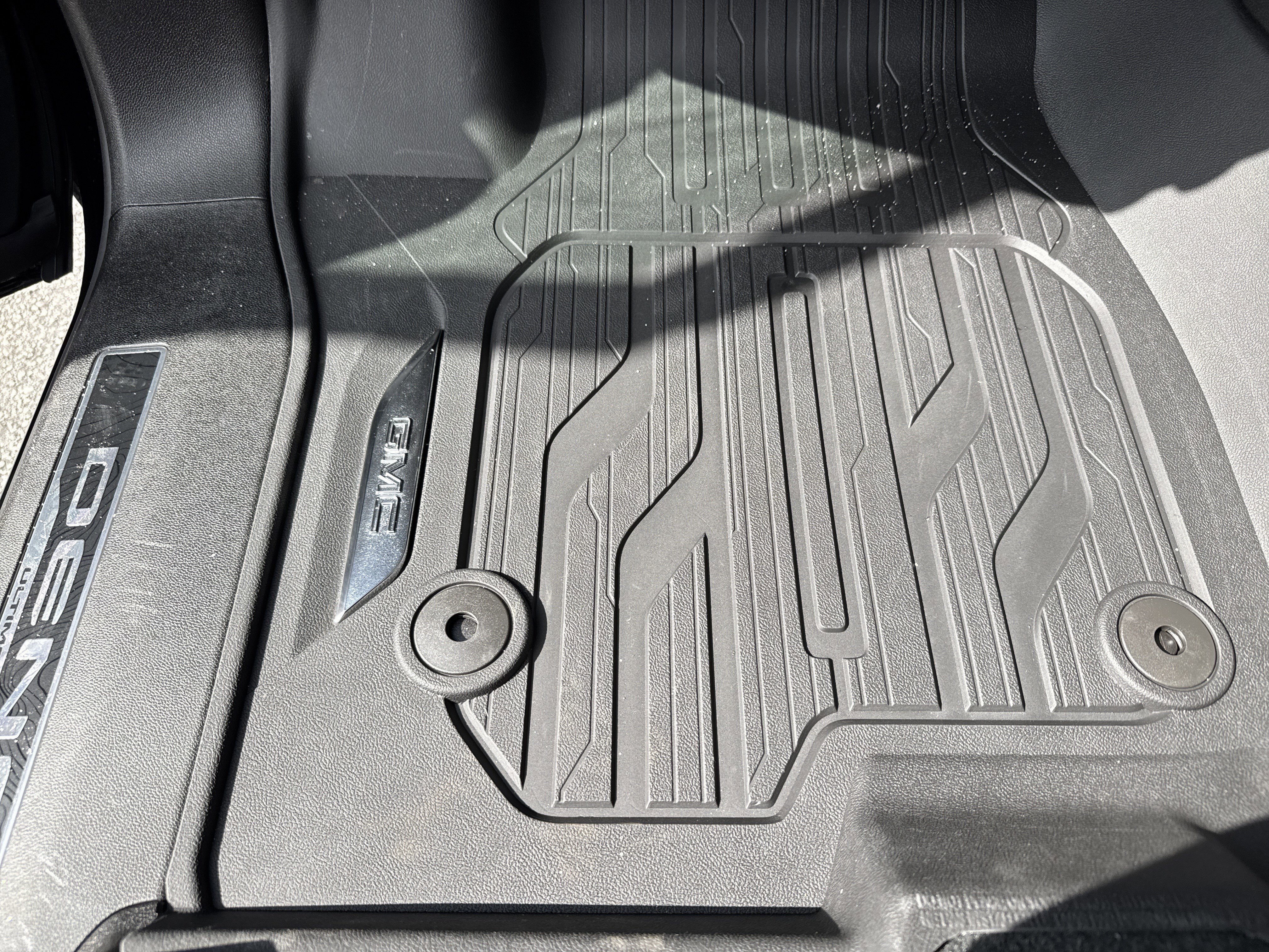 Used 2026 GMC Yukon XL Denali Ultimate w/ LPO, Floor Liner Package image 17