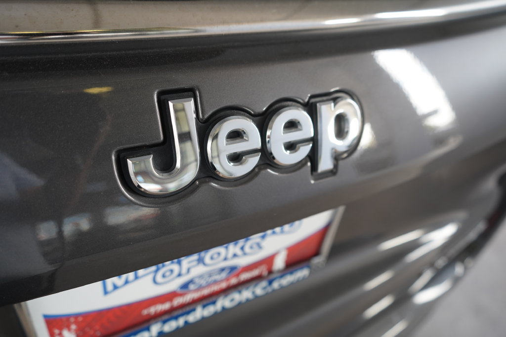 Used 2024 Jeep Compass Limited AWD/4WD image 6