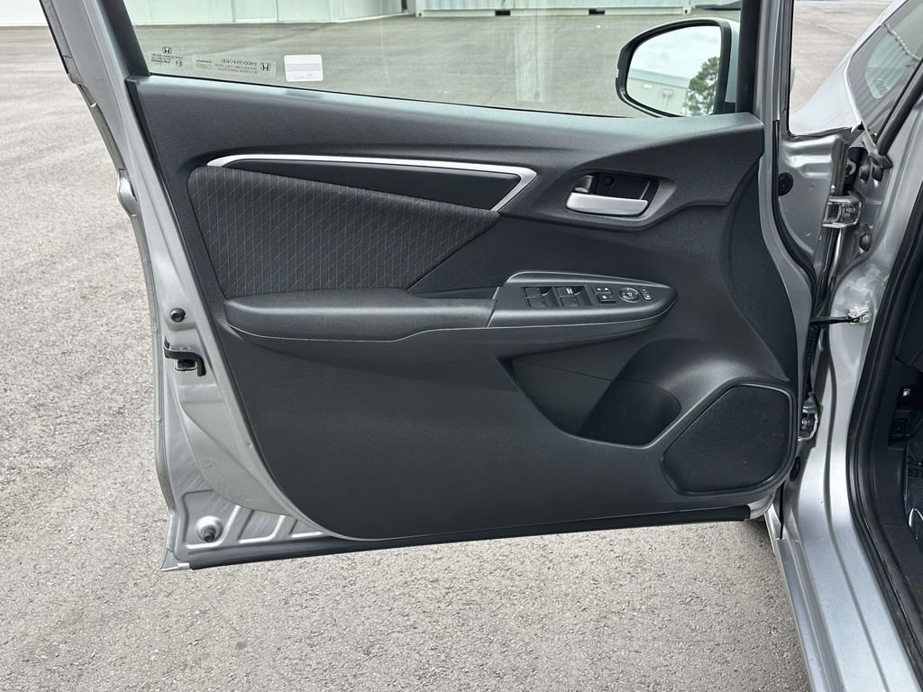 Used 2018 Honda Fit EX image 5