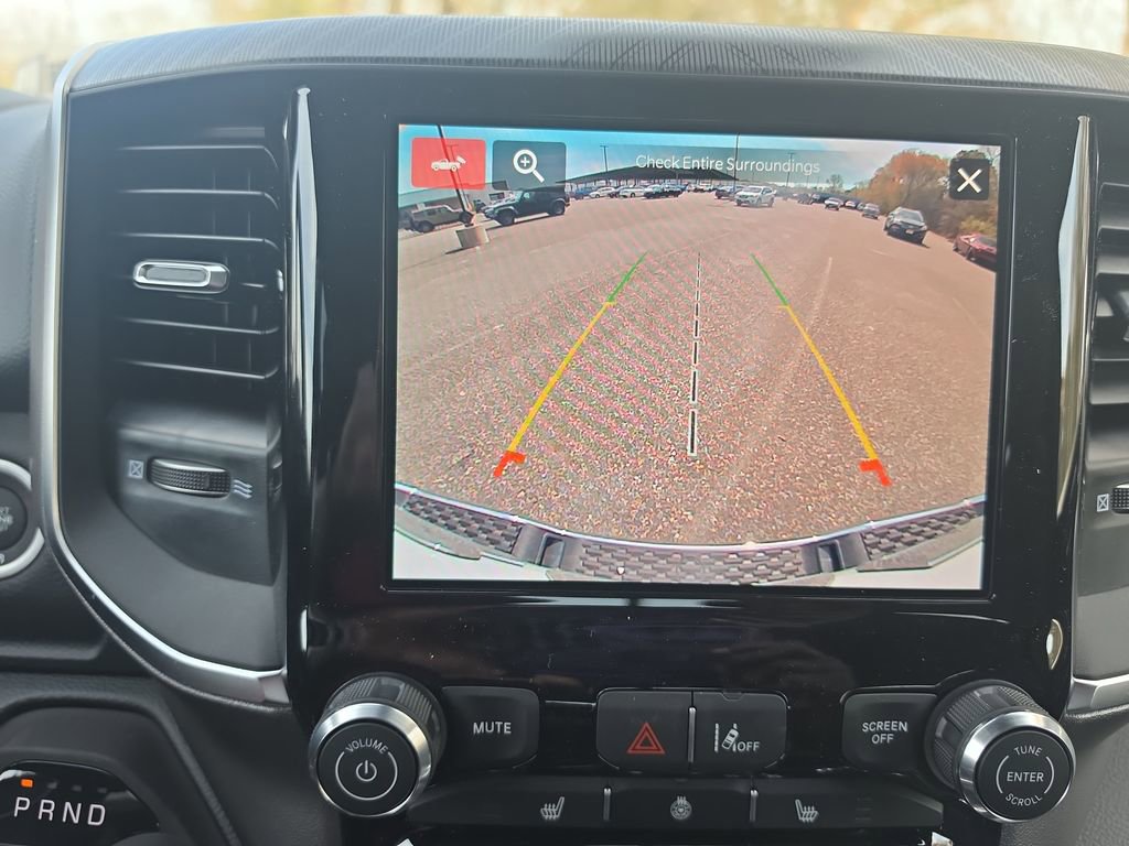 New 2026 RAM 1500 4x4 Crew Cab image 25