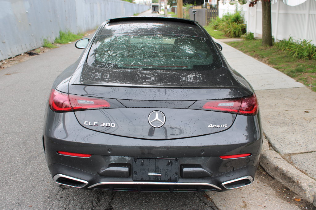 Used 2025 Mercedes-Benz CLE 300 4MATIC Coupe w/ AMG Line image 7