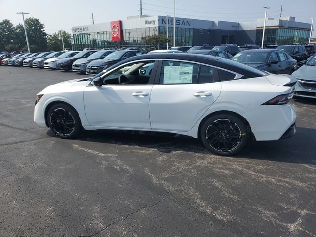 New 2026 Nissan Sentra SR w/ SR All Weather Package FWD image 4
