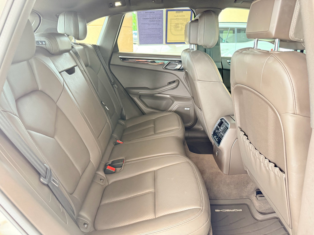Used 2019 Porsche Macan S AWD/4WD image 17