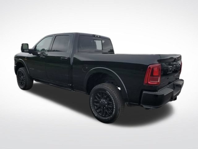Used 2025 RAM 2500 Limited AWD/4WD image 3