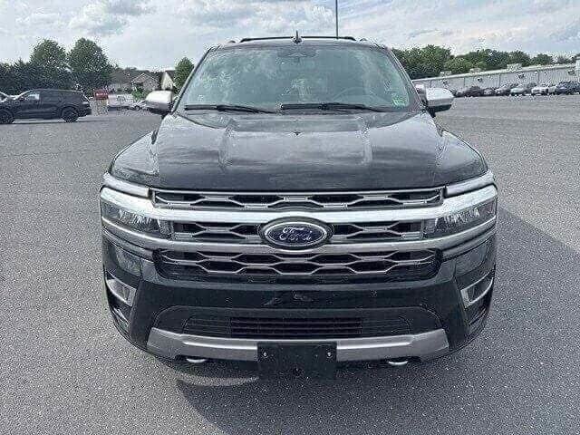 Used 2024 Ford Expedition Max Platinum image 8