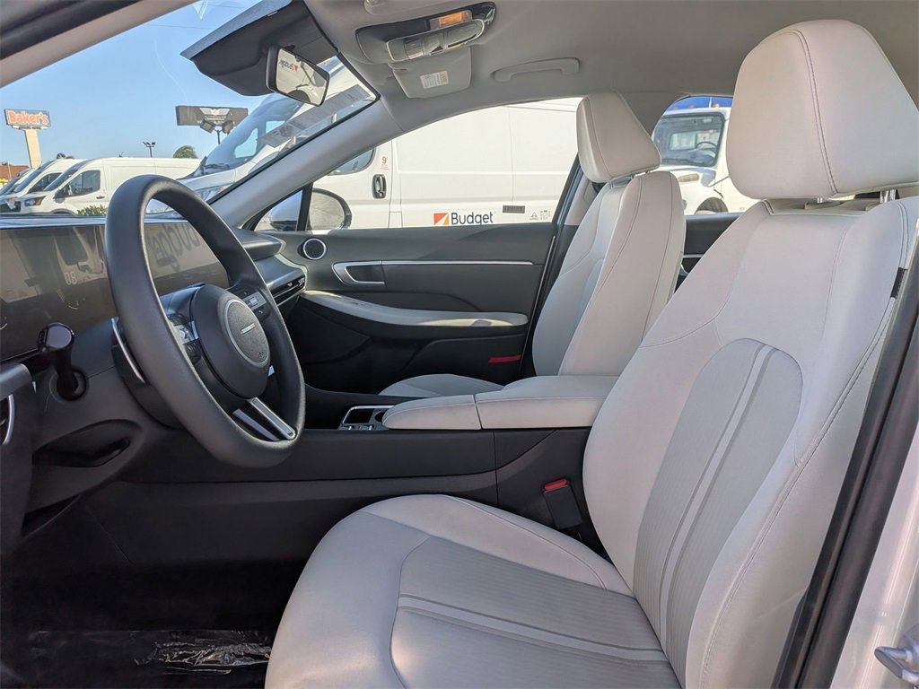 Used 2025 Hyundai Sonata SEL image 15